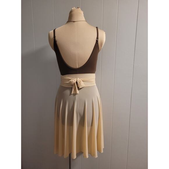 Capezio Dark Brown Women's Size Medium Convertible Spaghetti Strap Tank Leotard - Picture 8 of 8